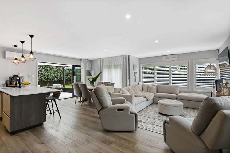 2/1 Aliford Avenue One Tree Hill_5