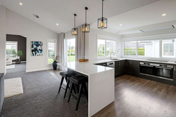 25 Alan Livingston Drive Cambridge_5