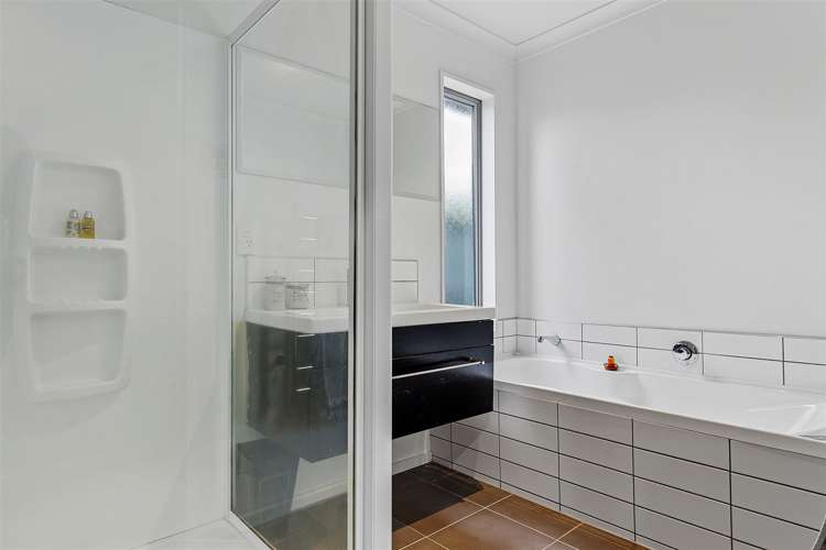 64 Becmead Drive Harewood_12