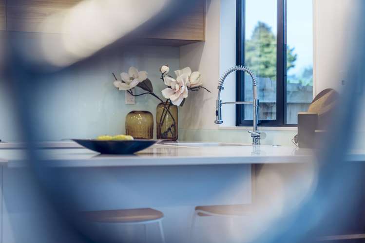 29d Mackenzie Street Te Atatu South_16