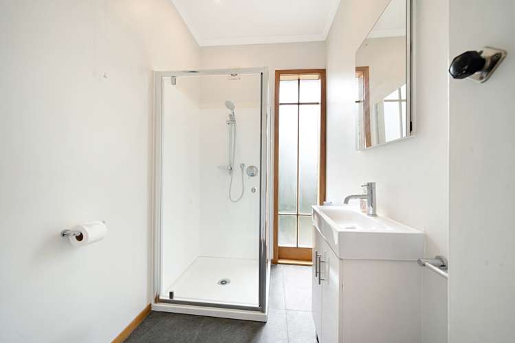 4149 Great North Road Glen Eden_17