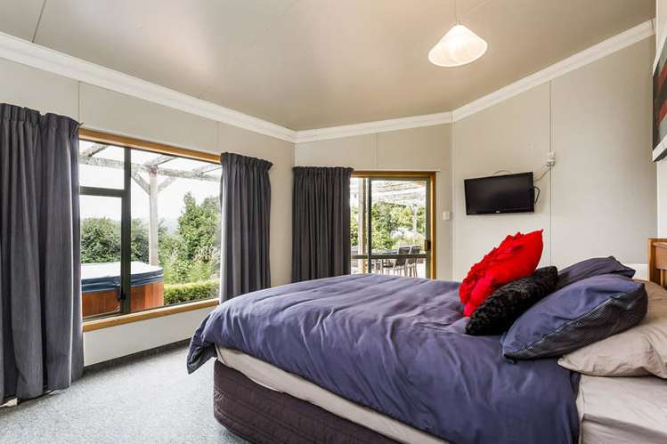 156 Halfway Bush Road Halfway Bush_7