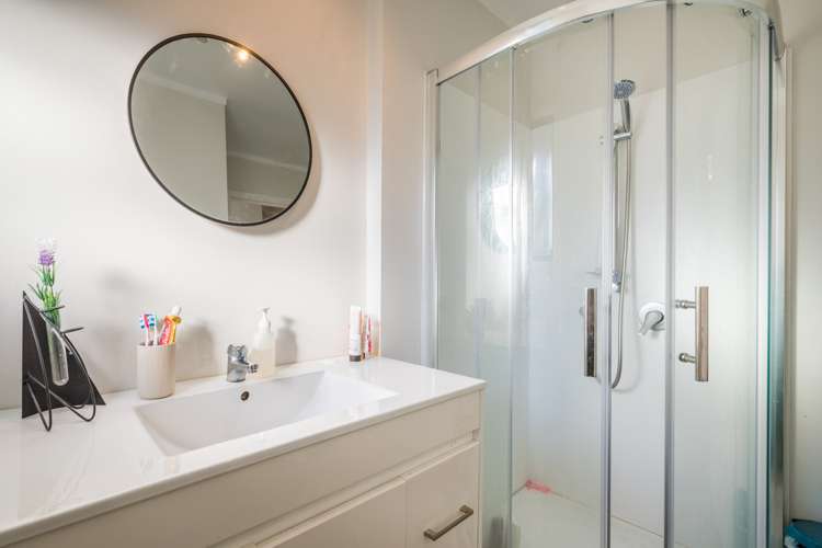 1/18 Kashmir Road Glen Eden_13