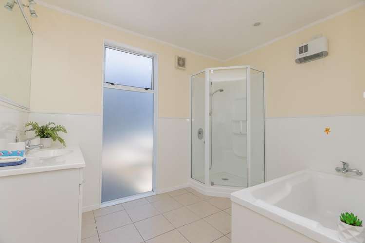 5 Gavaskar Place Khandallah_14