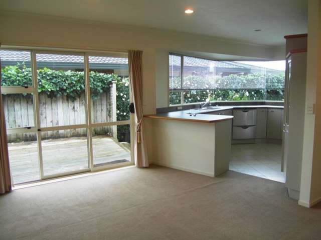 5c Waiwera Place Merrilands_2