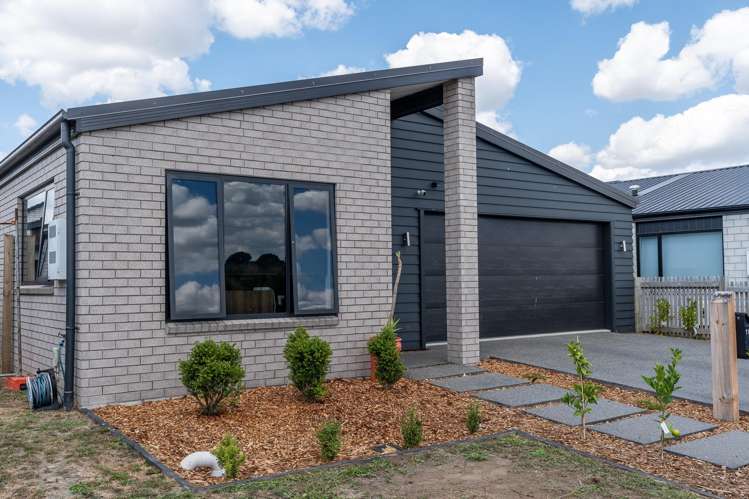 16 Taiatea Drive Baverstock_19