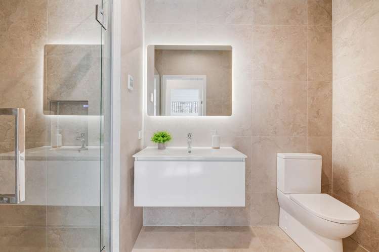1 Kopu Road Orewa_10