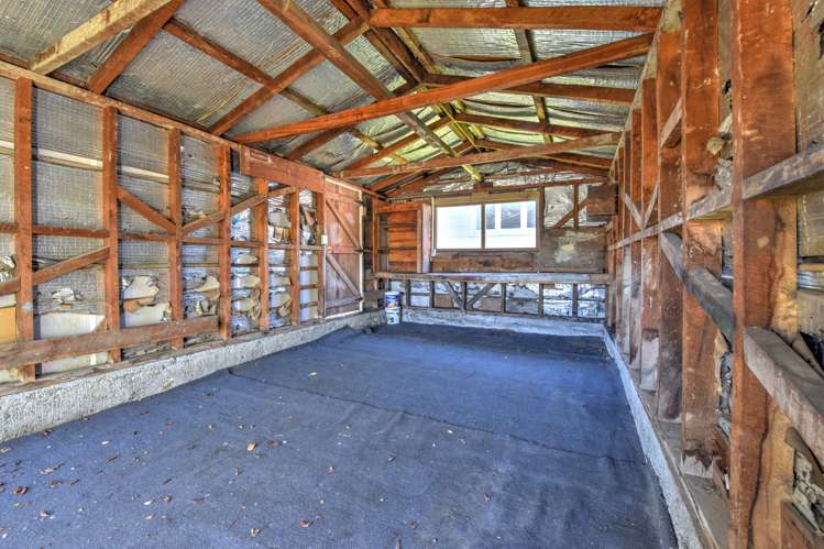 6 Gordon Terrace Gore Surrounds_8