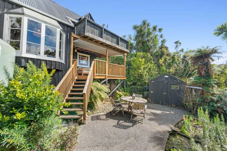 83 Anawhata Road Anawhata_19