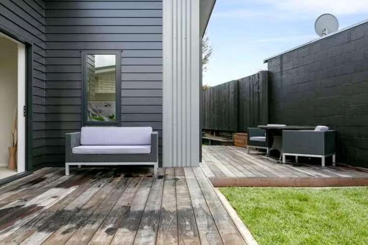  2/74 Hinemoa Avenue Taupō_17