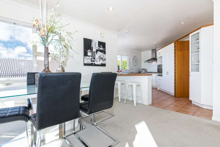 27a Kokiri Street Te Atatu South_6