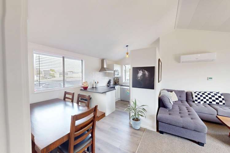 685B Pioneer Highway 10921_3