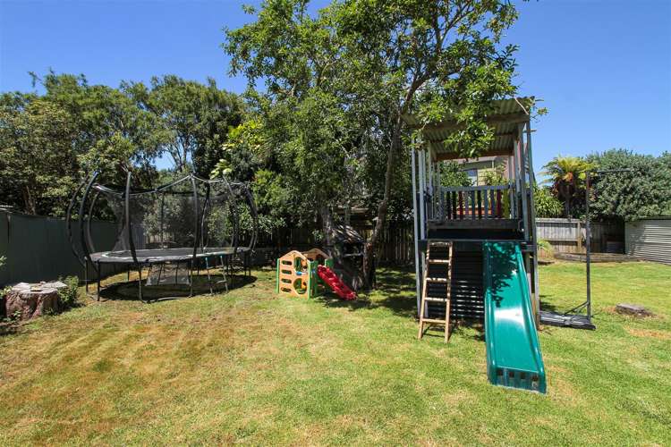 11 Taihiki Road Clarks Beach_21