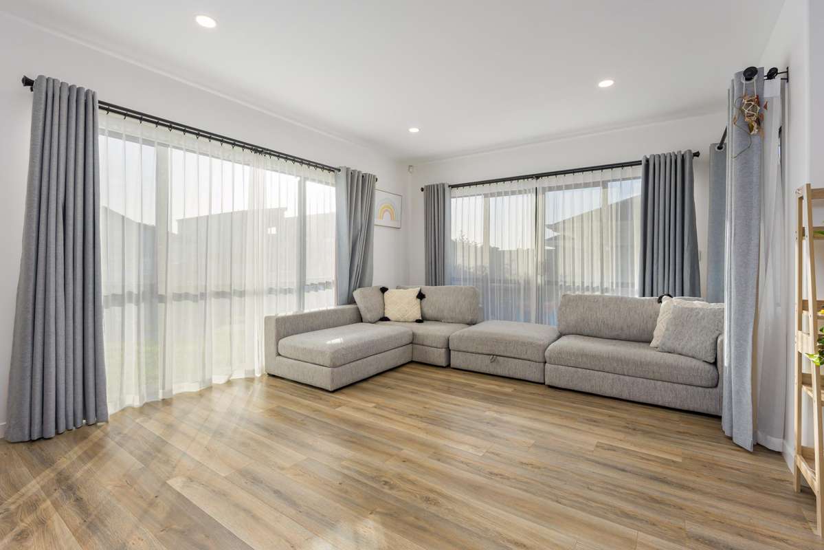 33 Johns Creek Crescent_1