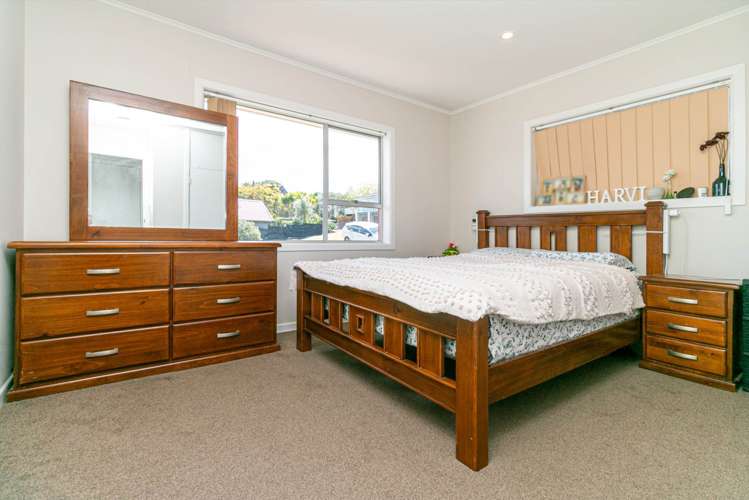 4/16 Fairway Drive Mount Roskill_3