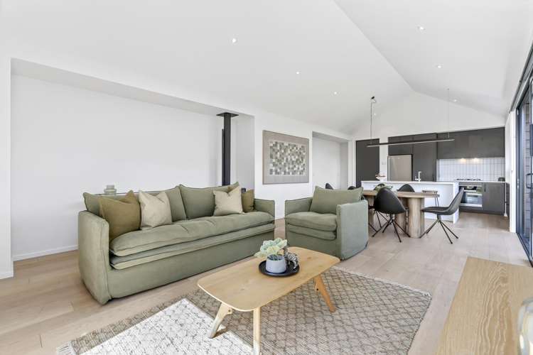 2 Mckenzies Shute Jacks Point_7