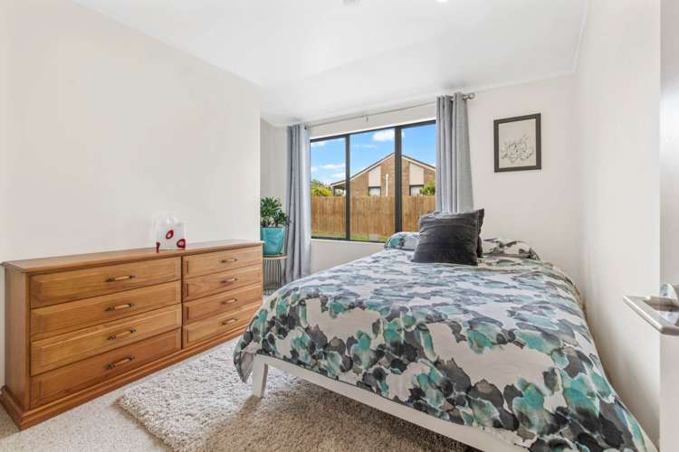 16 Balmore Place Wattle Downs_16