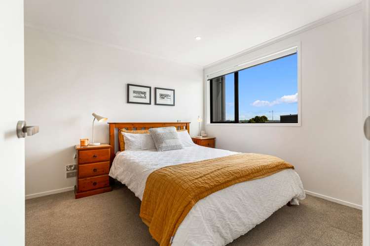 8 Hobsonville Point Road Hobsonville_8