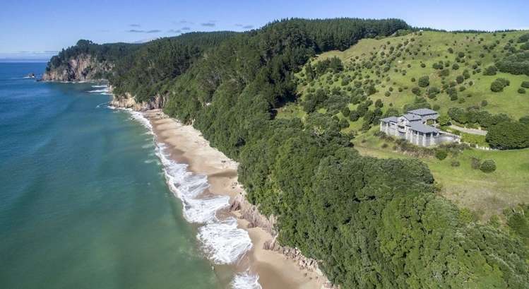 162g Whitipirorua Road Onemana_1