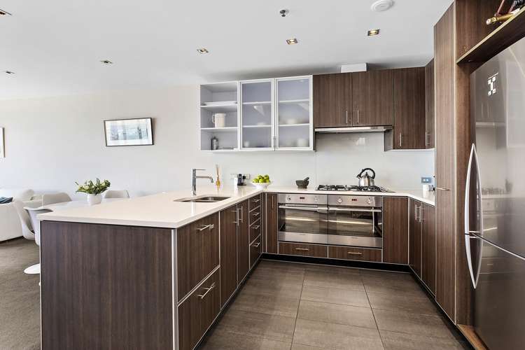 S504/326 Evans Bay Parade Hataitai_11