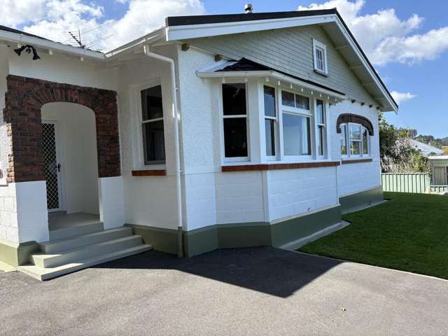 Elevated views overlooking Gisborne