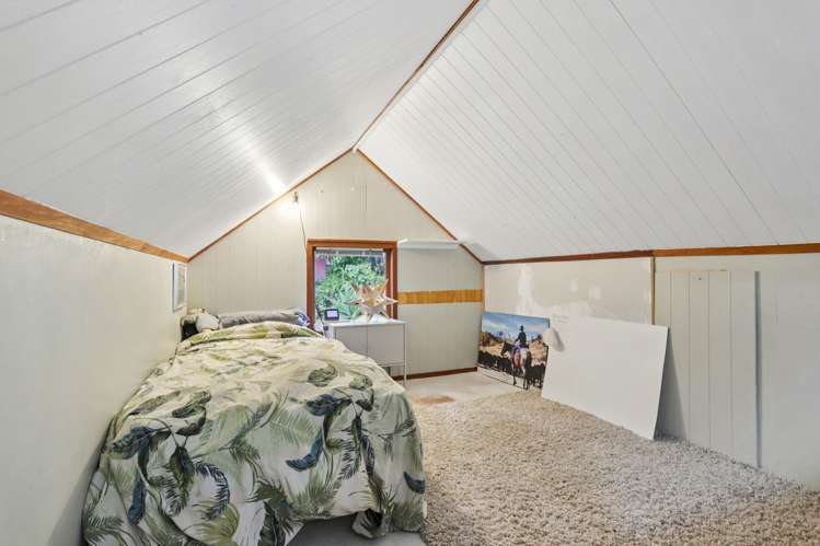 90 Laingholm Drive Laingholm_14