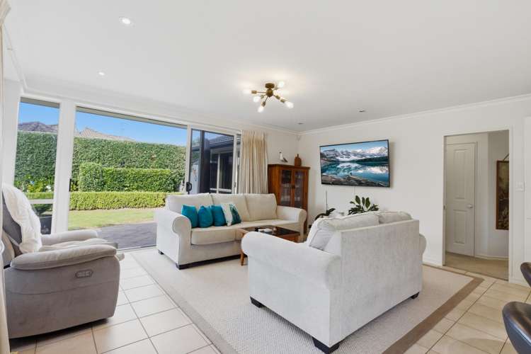 1 Bahamas Key Papamoa_8
