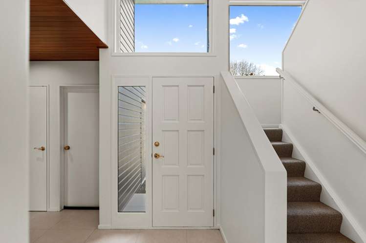 114 Knowles Street St Albans_11