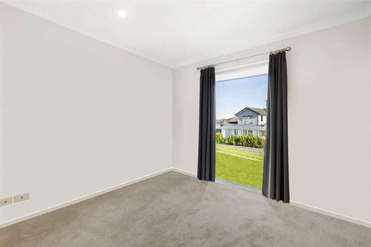 69 Mackay Drive Greenhithe_15