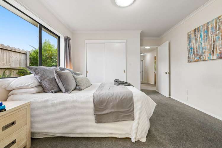 42 Medvale Avenue Flat Bush_14