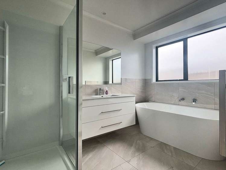 6 Kaurinui Crescent One Tree Point_3