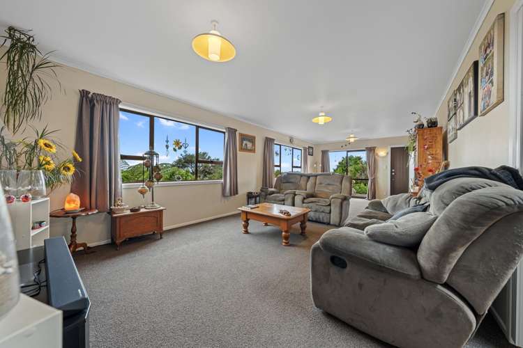177 Wairere Road Waitakere_10