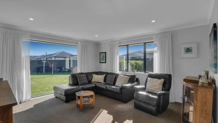 7 Merino Crescent Amberley_8