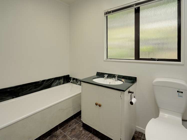 2/100 Cambria Street The Wood_11