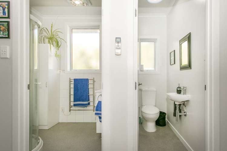 14 Reid Crescent Allenton_20