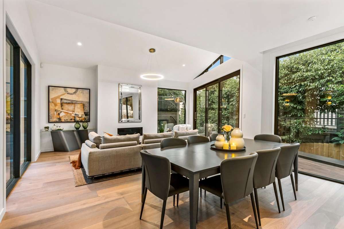 2/8 Westwood Terrace_5