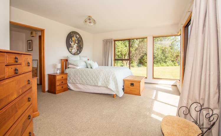 121 Caledonian Road Westport_7