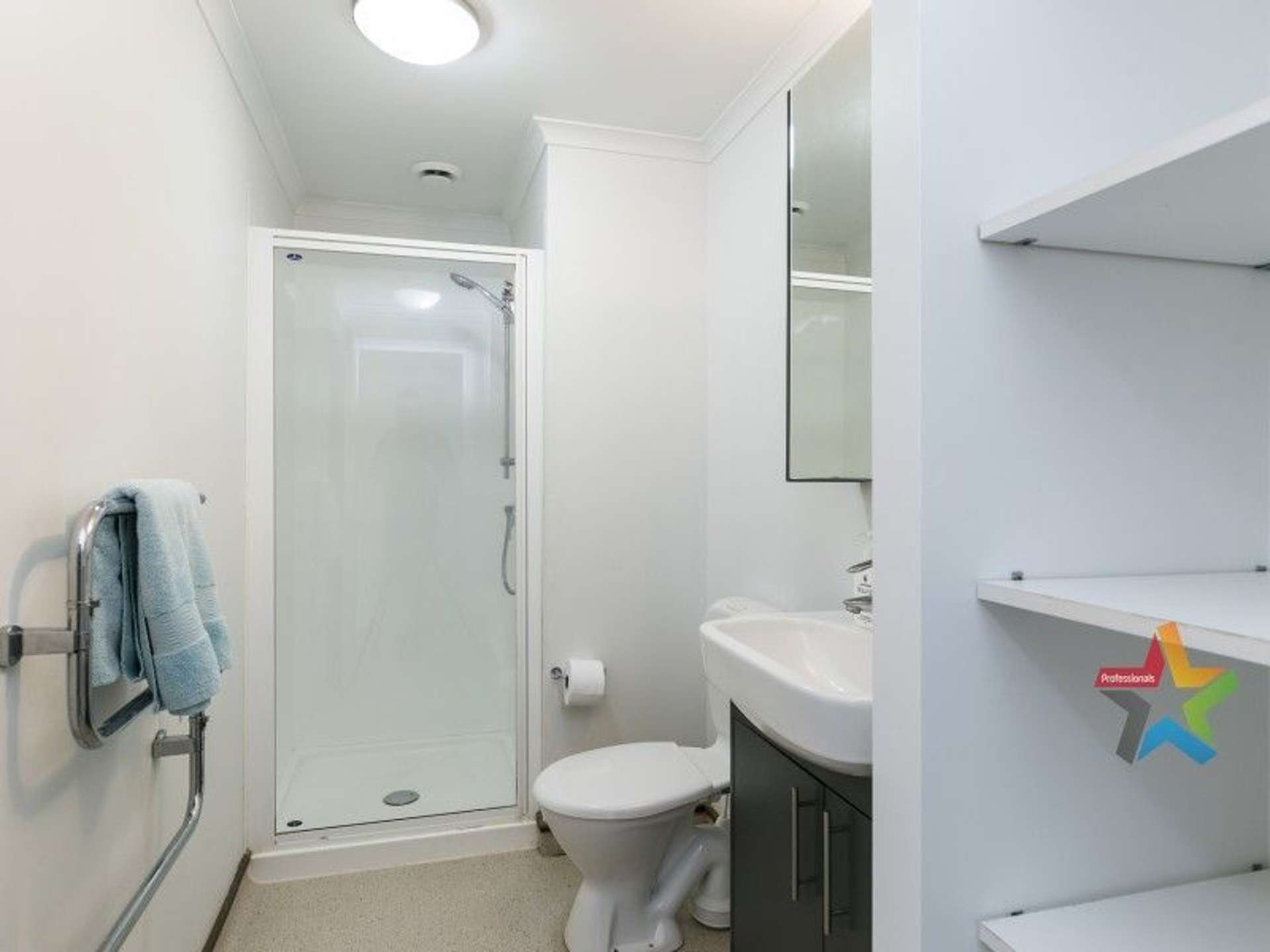 15 Holland Street Wainuiomata_0