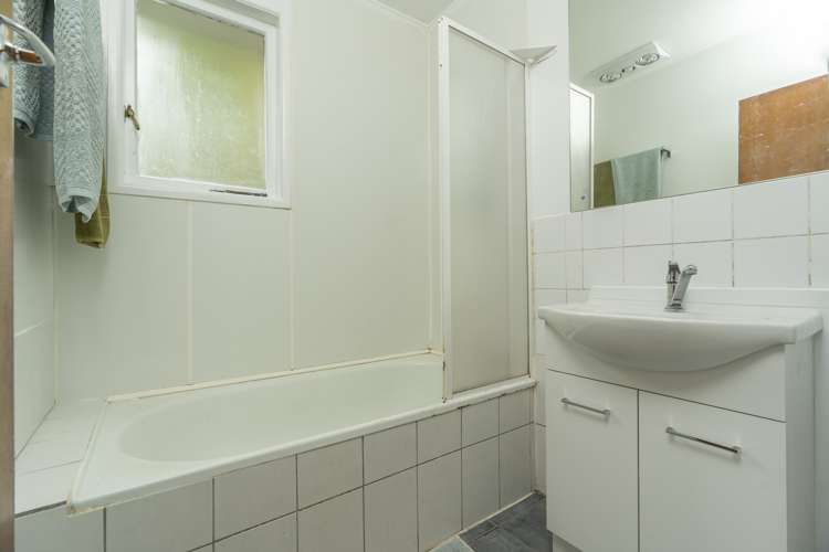 16 Willow Place Horahora_11