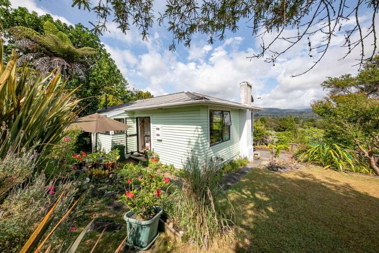 182 Glengarry Road Glen Eden_3