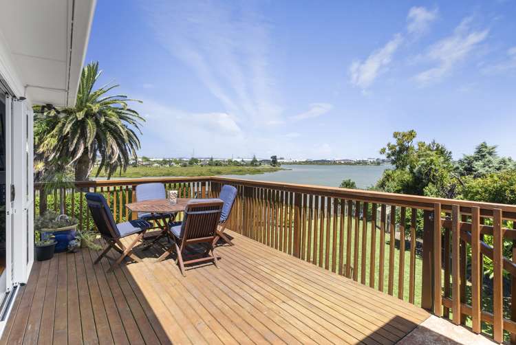 1/60 Aurea Avenue Pakuranga_2