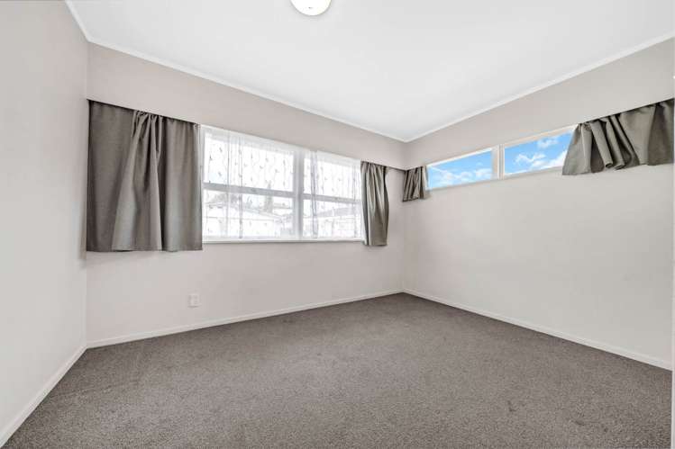 86 Botany Road Botany Downs_17