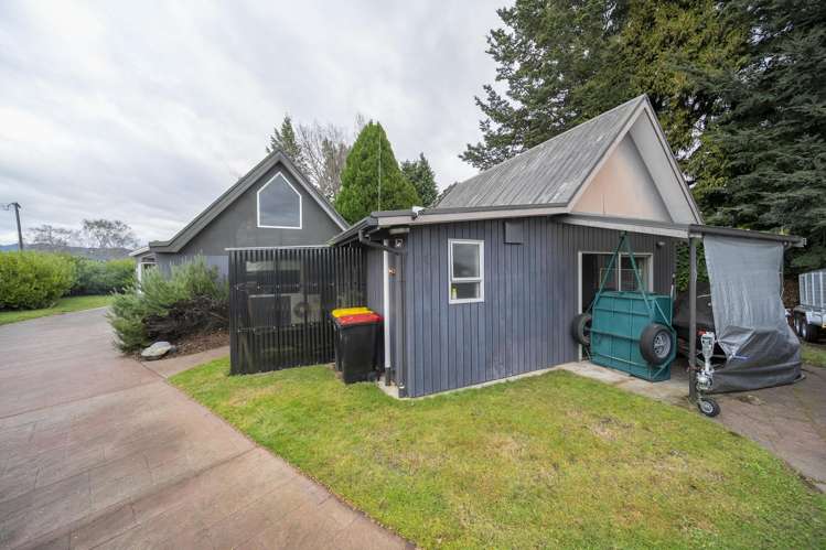 30 Gunn Street Te Anau_24