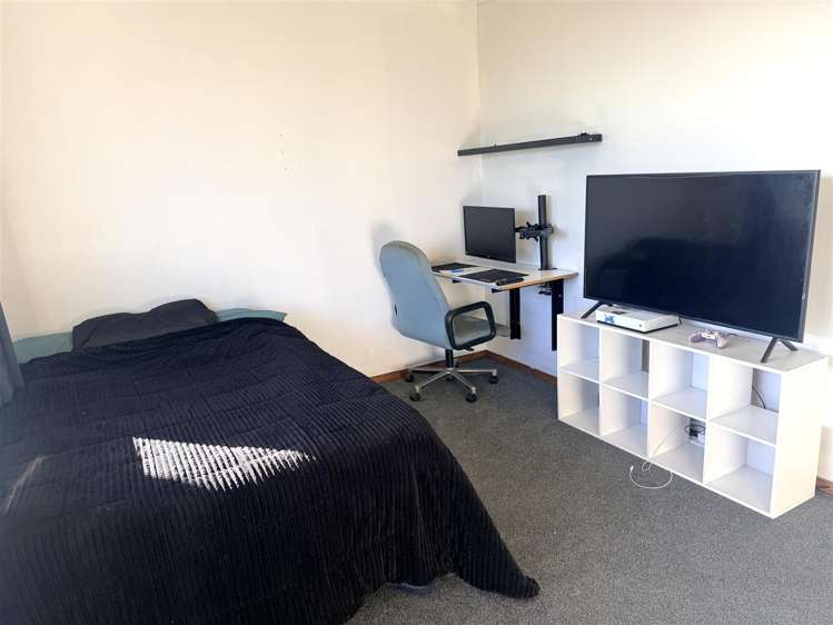 7 Redwood Place Karoro_13