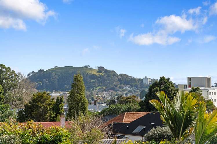 12/12 Crescent Road Epsom_18
