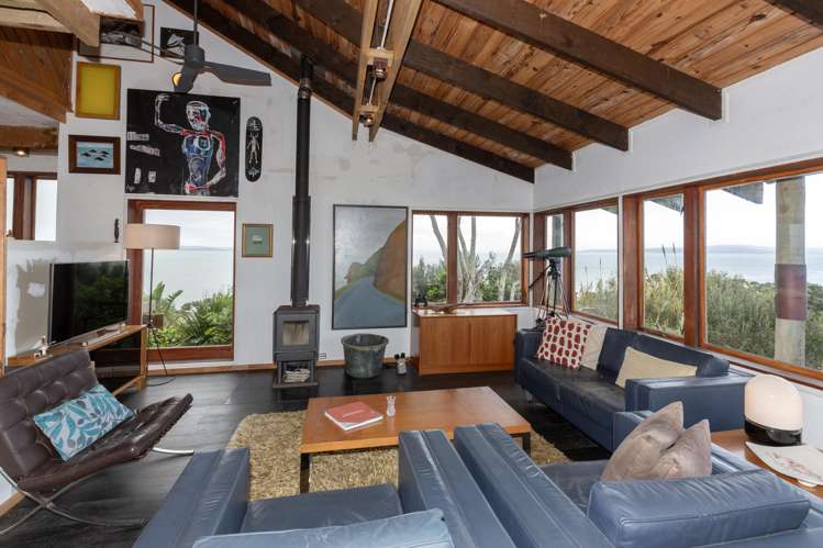 6573 Pouto Road Pouto_14