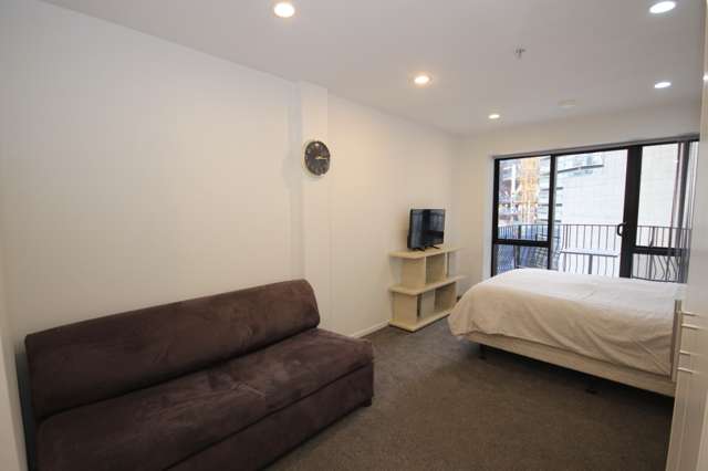 6j/23 Emily Place Auckland Central_4