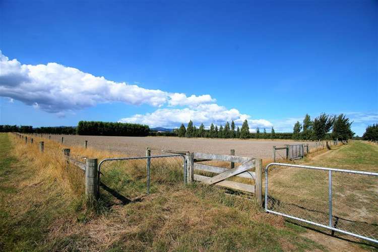 36 Andrews Road Lincoln_23