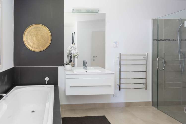 2 Cherry Lane Acacia Bay_16