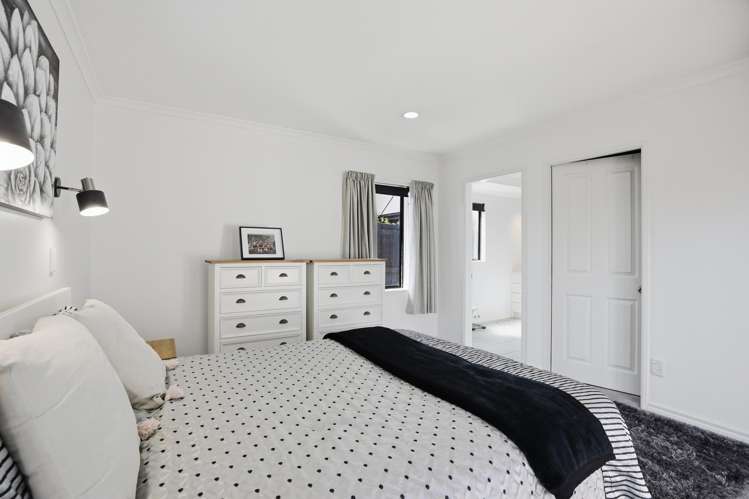 1 Pembroke Drive Bethlehem_13